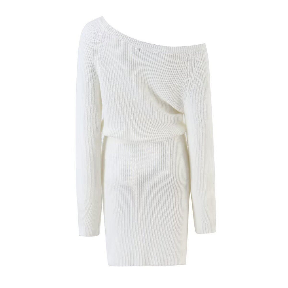 Robe en maille tricotée slim fit épaules dénudées, taille cinée et fente – Style casual chic — autre détail