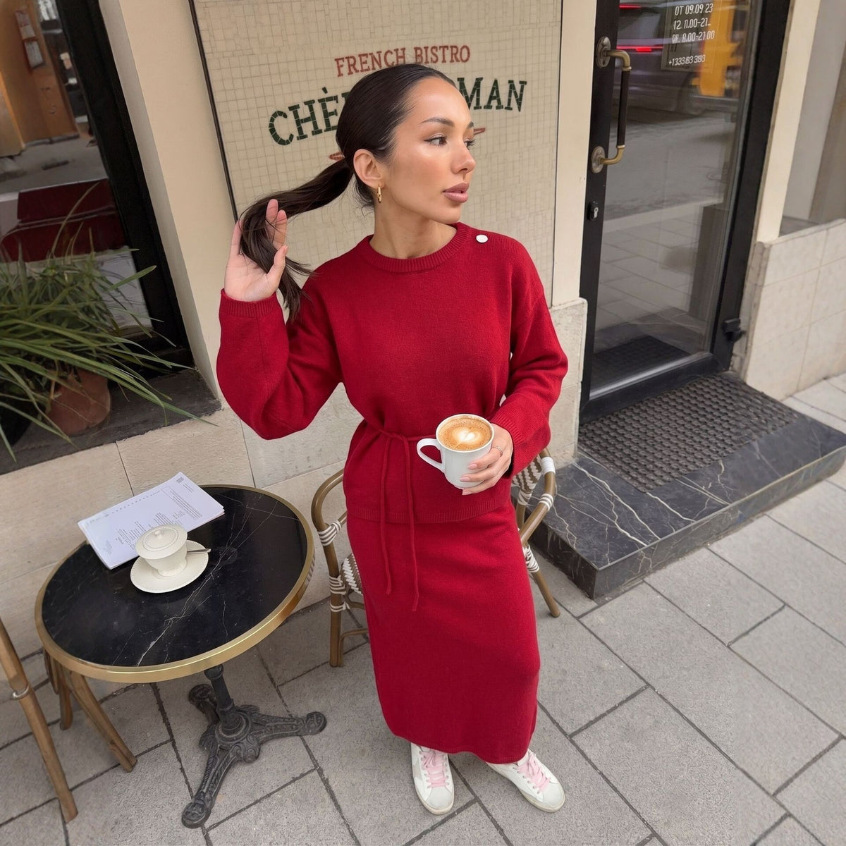 Women's Long Sleeve Loose Knit Sweater Skirt Two-Piece Set Casual Relaxed Fit Front Tie en situation
