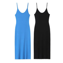 Détail produit — Hot girl knitted camisole wrapped buttocks long skirt