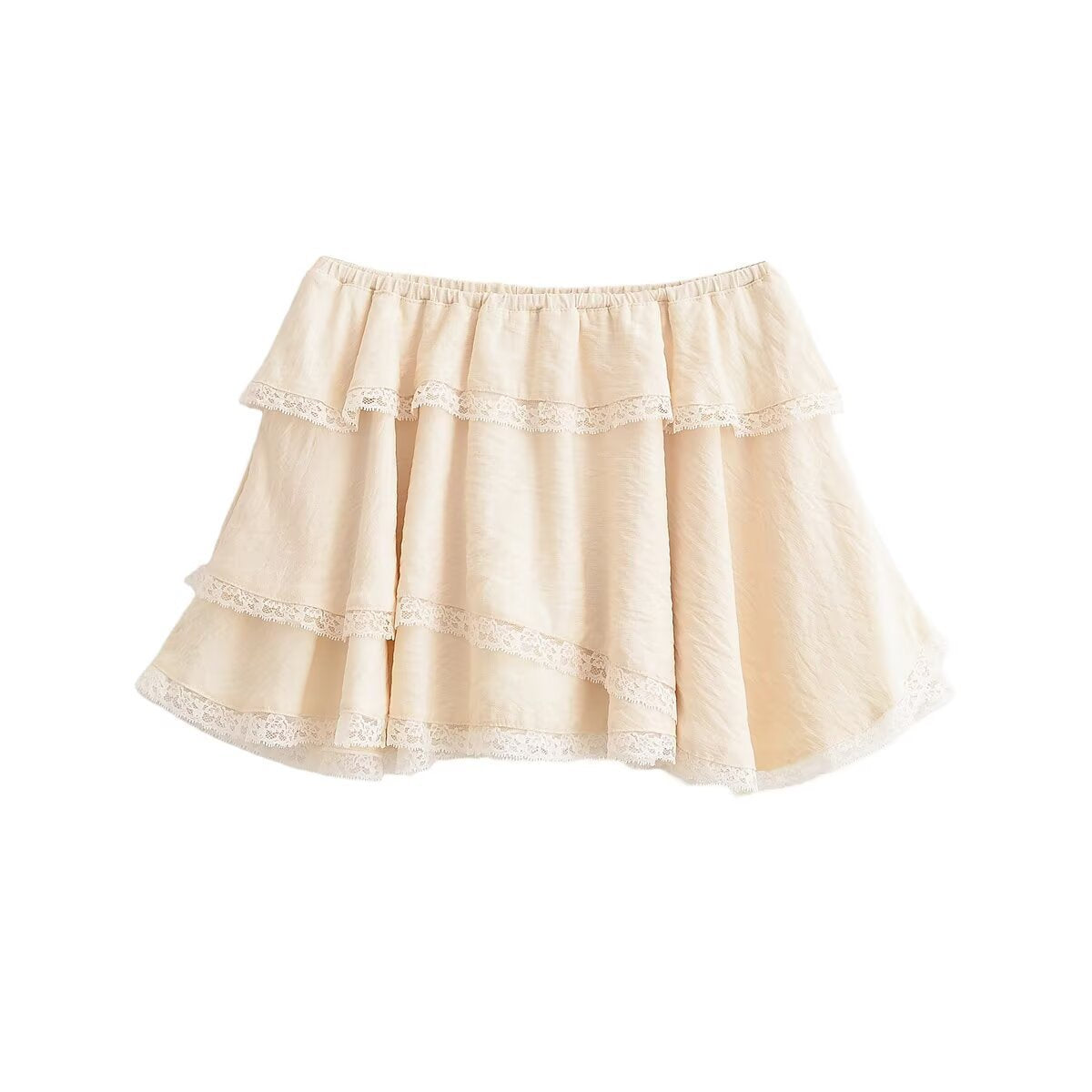 Spicy girl lace layered decorative mini skirt en situation