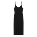 Hot girl knitted camisole wrapped buttocks long skirt — coloris Black