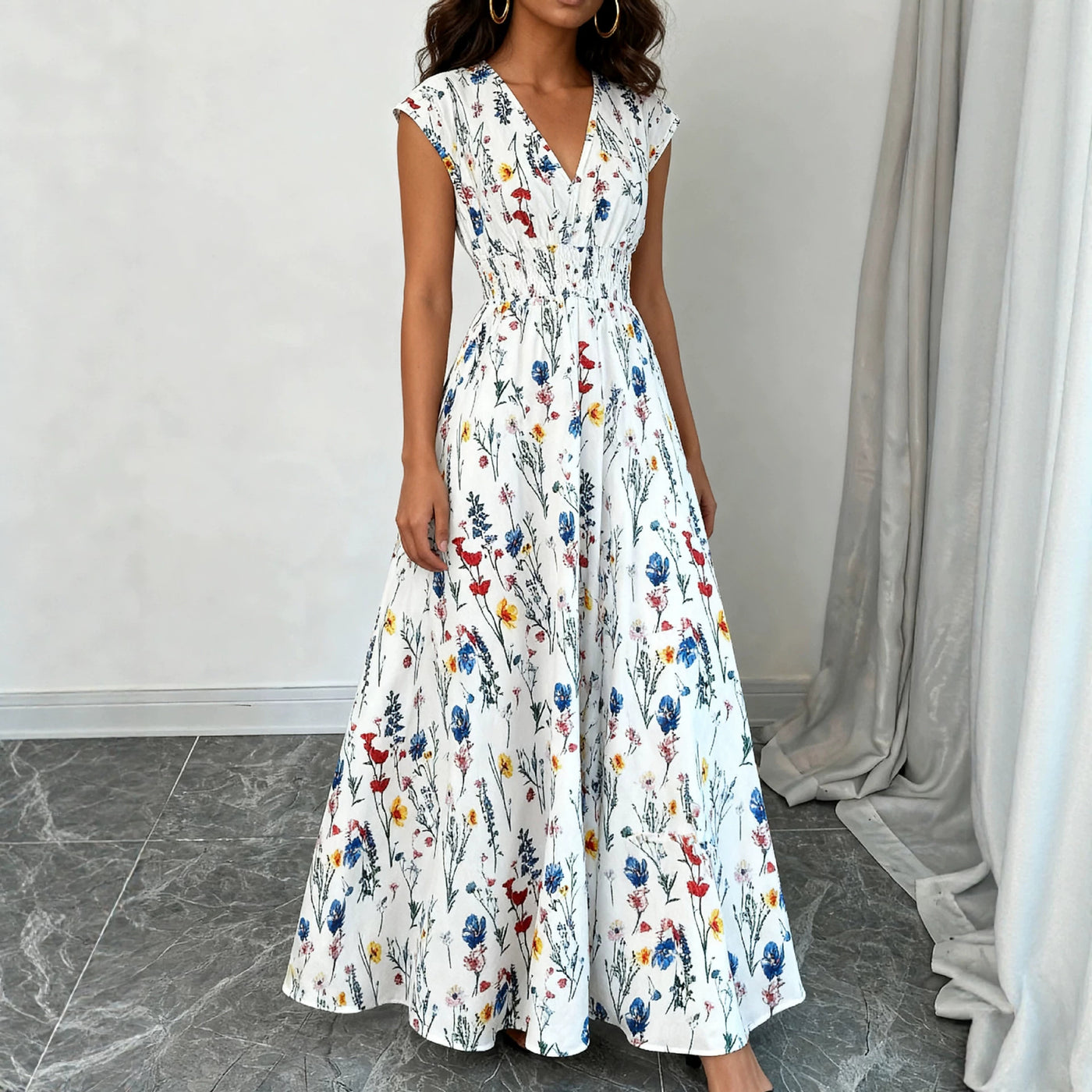 V-neck lace up dress — Détail produit