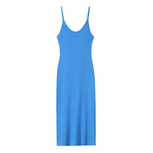 Détail produit — Hot girl knitted camisole wrapped buttocks long skirt