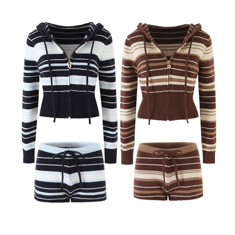 Striped Knit Zip-Up Cardigan & Low Waist Bodycon Shorts Two-Piece Set en situation