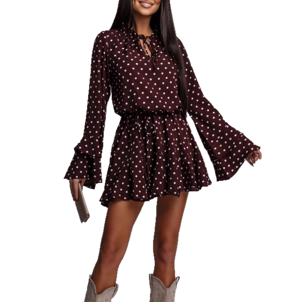 Robe grande taille à pois style français – Col V, manches évasées, taille élastique — autre détail