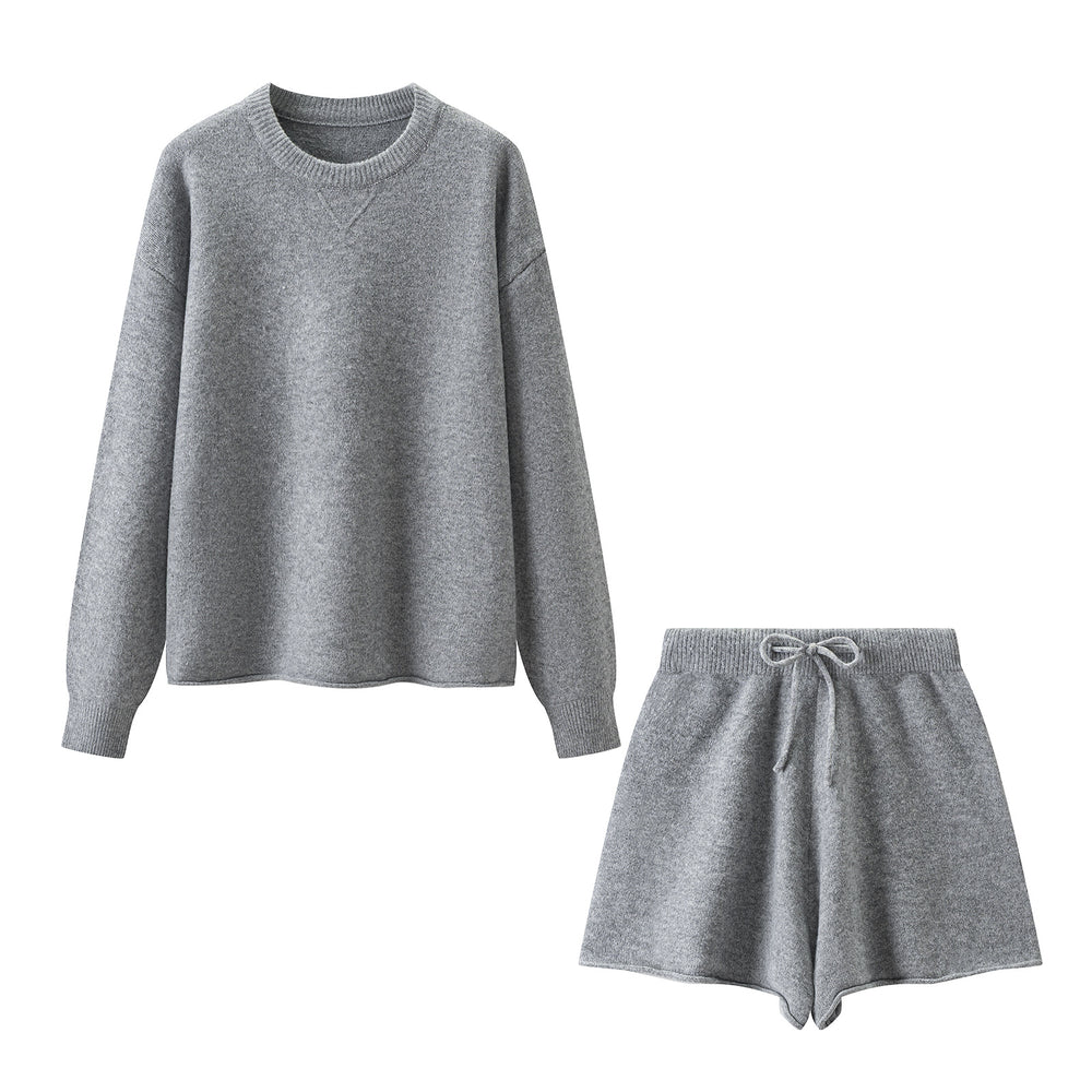 Solid Color Round Neck Relaxed Fit Knit Top and Shorts Set for Women — détail