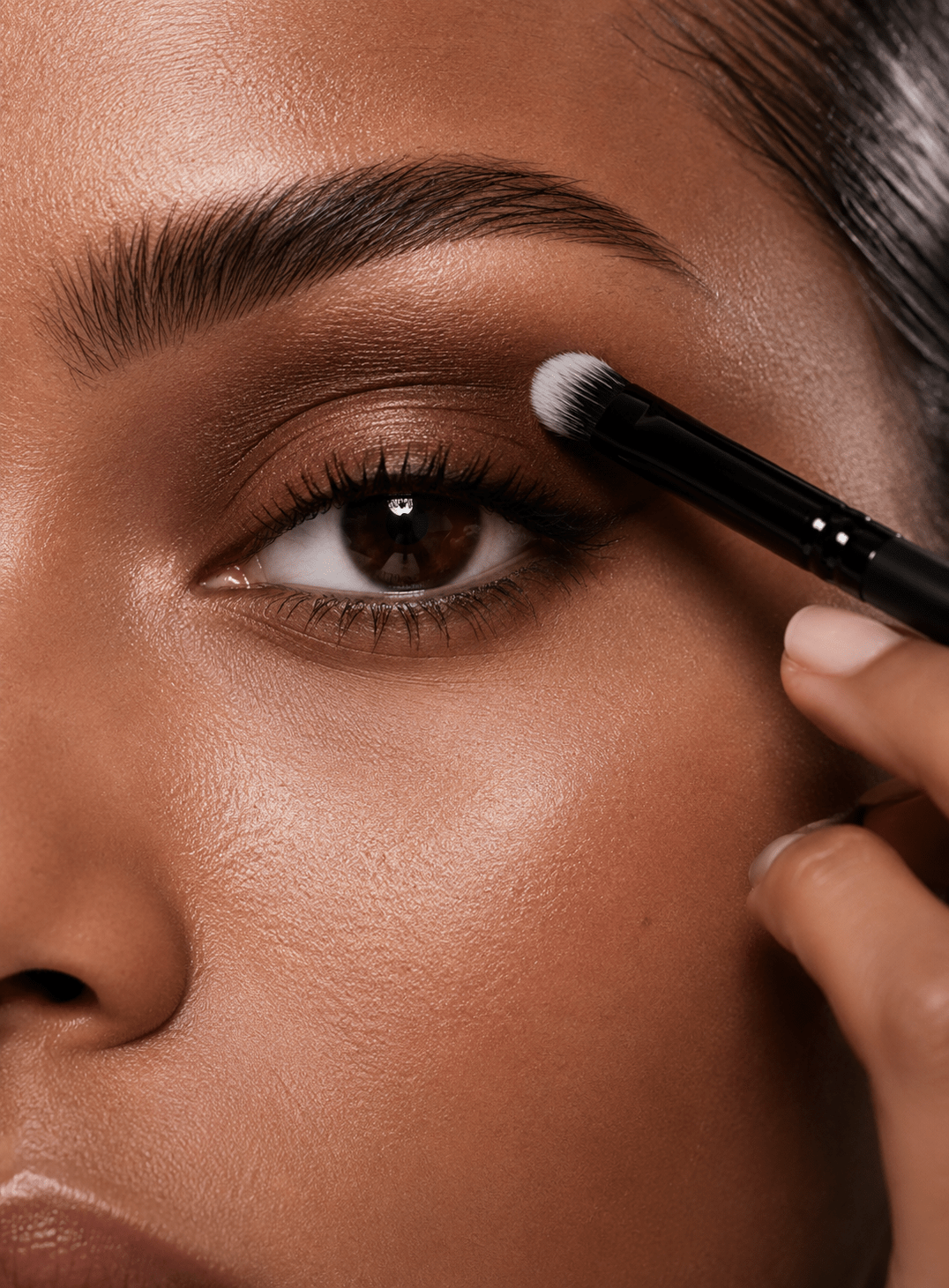 Mini Crease Brush - Precision Makeup Tool - AMS Cosmetics