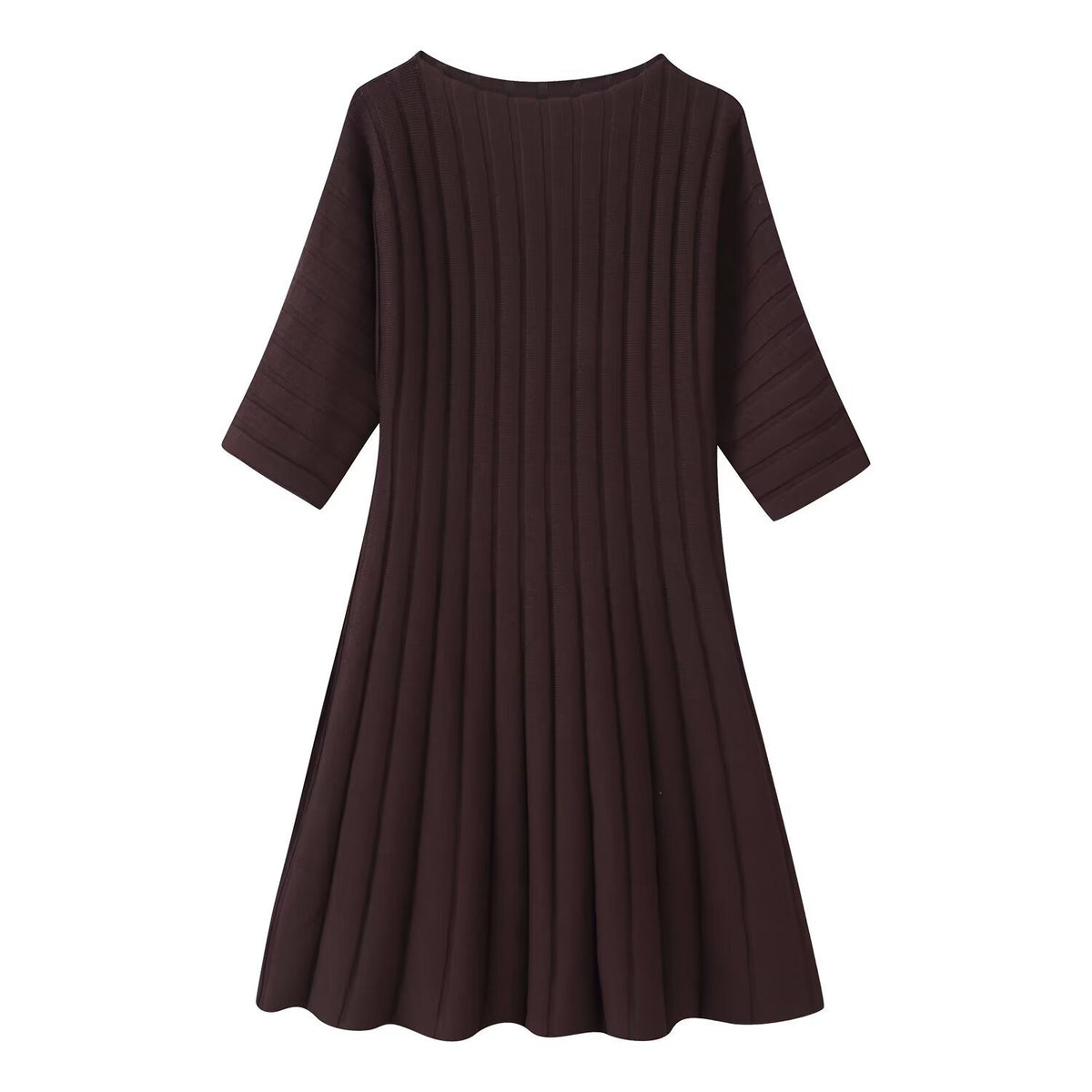 Simple and slimming short sleeved knitted dress