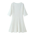 Simple and slimming short sleeved knitted dress — coloris White