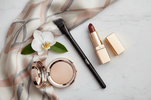 AMS Brush – Professional Editorial Flat Lay