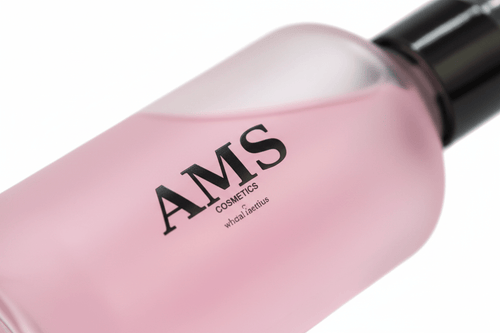 AMS Cosmetics – Label Close-Up Macro