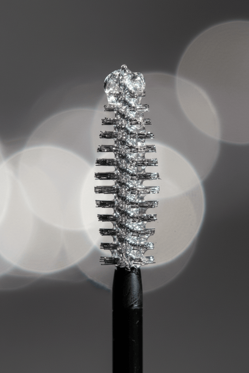 AMS Cosmetics – Macro Brush Close-up